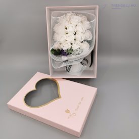 Szappanrózsa csokor díszdobozban - Fehér