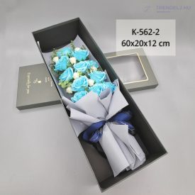 Szappanrózsa csokor díszdobozban Kék 60 cm