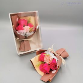   Szappanrózsa csokor világos díszdobozban - Piros és Rózsaszín